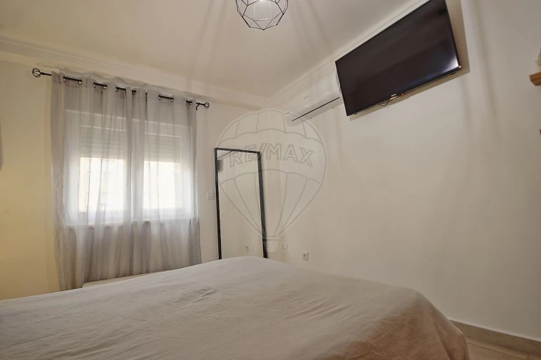 Apartamento T2 para Venda em Santa Iria de Azoia, São João da Talha e Bobadela Foto 21
