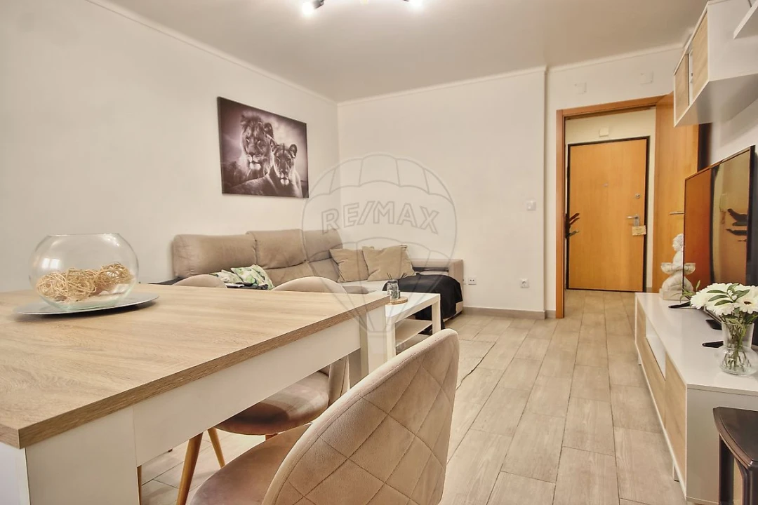 Apartamento T2 para Venda em Santa Iria de Azoia, São João da Talha e Bobadela Foto 6