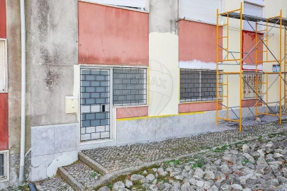 Loja para Arrendamento em Arruda dos Vinhos