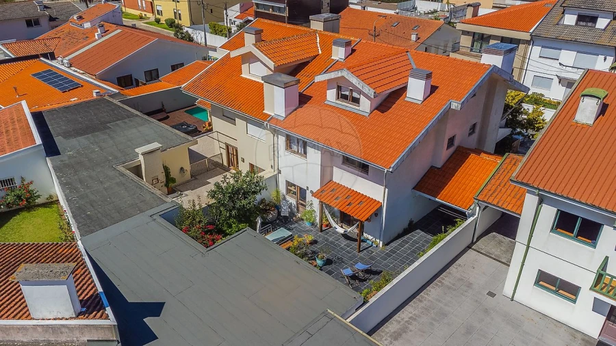 Moradia T4 para Venda em Gulpilhares e Valadares Foto 45