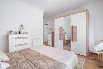 Apartamento T3 para Venda em Santa Marinha e São Pedro da Afurada