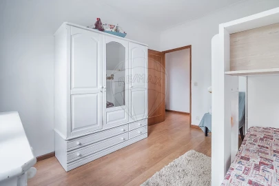 Apartamento T3 para Venda em Santa Marinha e São Pedro da Afurada