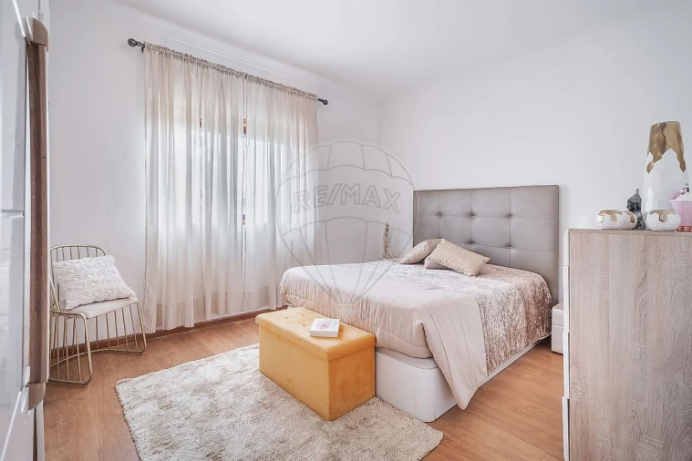 Apartamento T3 para Venda em Santa Marinha e São Pedro da Afurada Foto 2