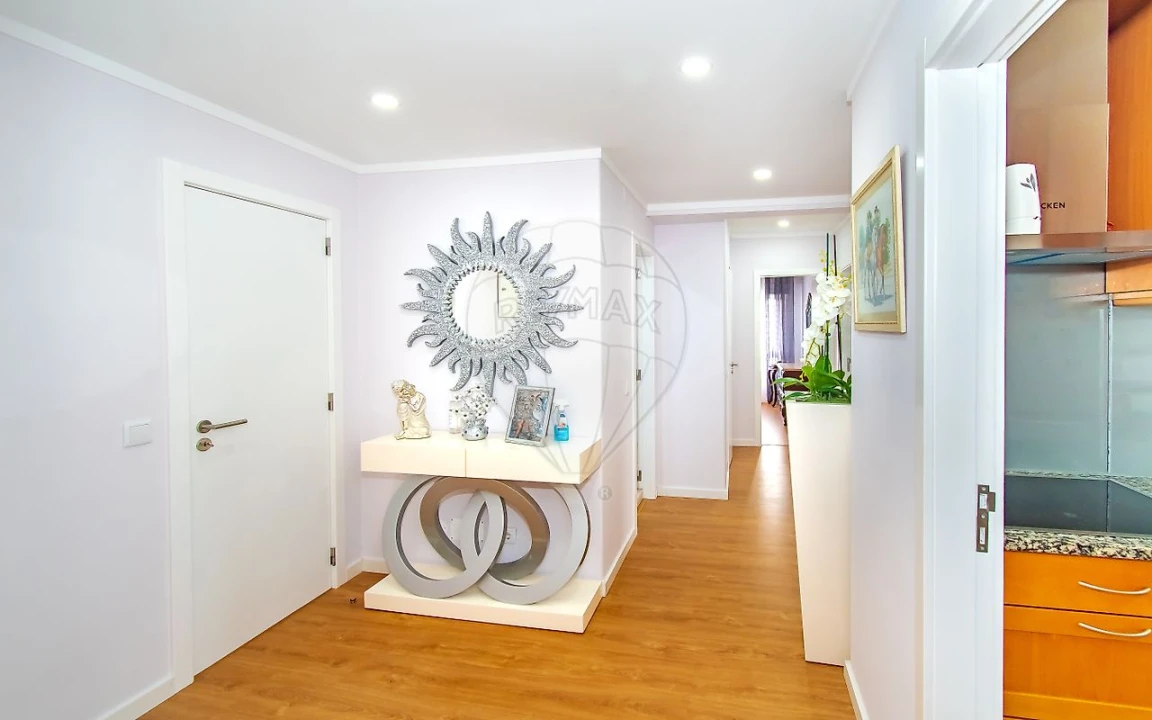 Apartamento T3 para Arrendamento em Póvoa de Santa Iria e Forte da Casa Foto 12