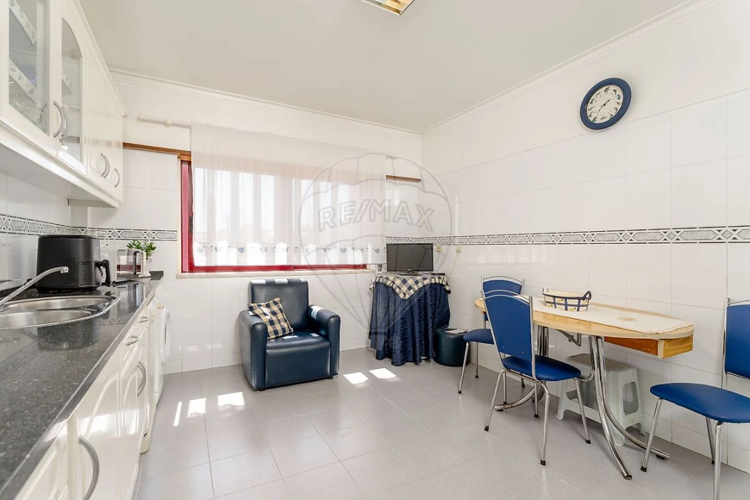 Apartamento T3 para Venda em Odivelas Foto 19