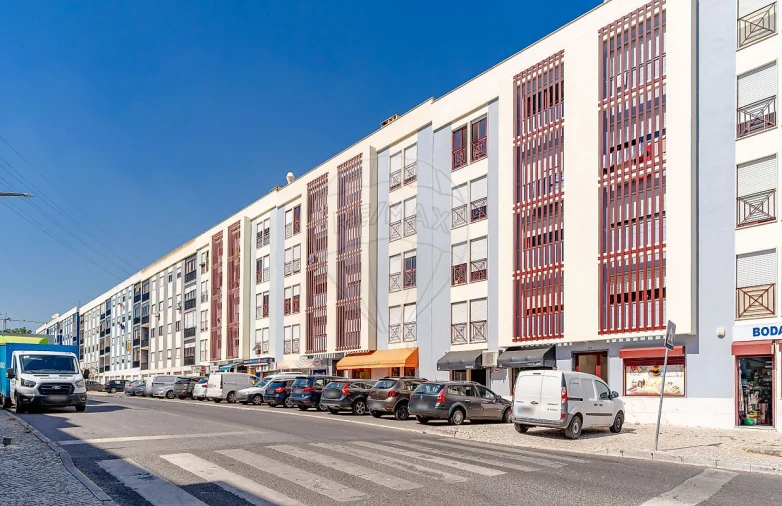 Apartamento T3 para Venda em Odivelas Foto 29