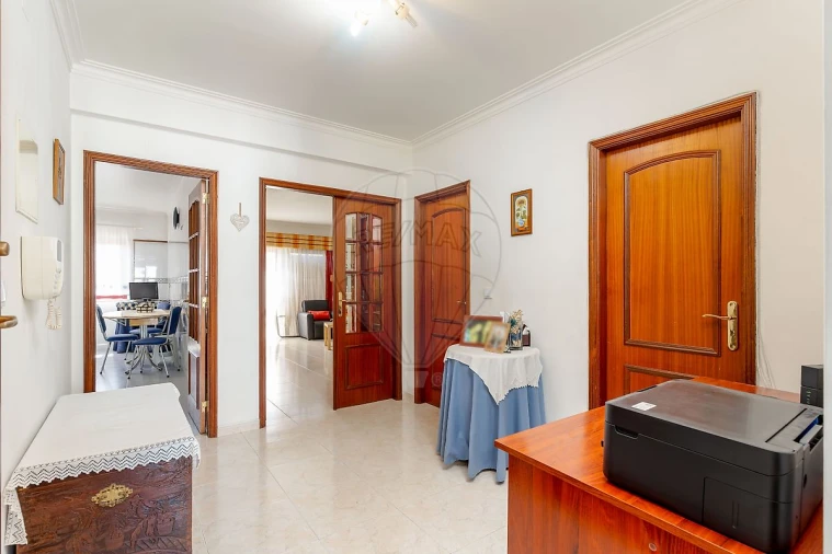 Apartamento T3 para Venda em Odivelas Foto 25