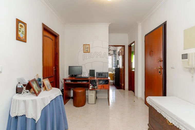 Apartamento T3 para Venda em Odivelas Foto 24