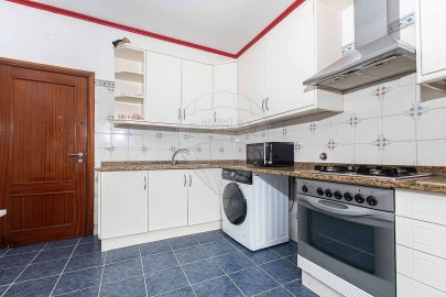Apartamento T3 para Arrendamento em Azambuja