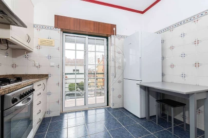 Apartamento T3 para Arrendamento em Azambuja
