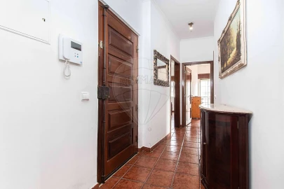 Apartamento T3 para Arrendamento em Azambuja