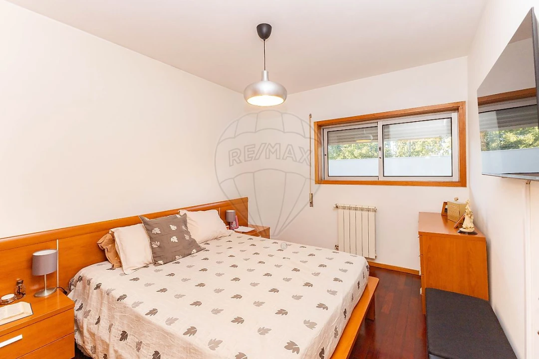 Apartamento T2 para Venda em Castêlo da Maia Foto 14