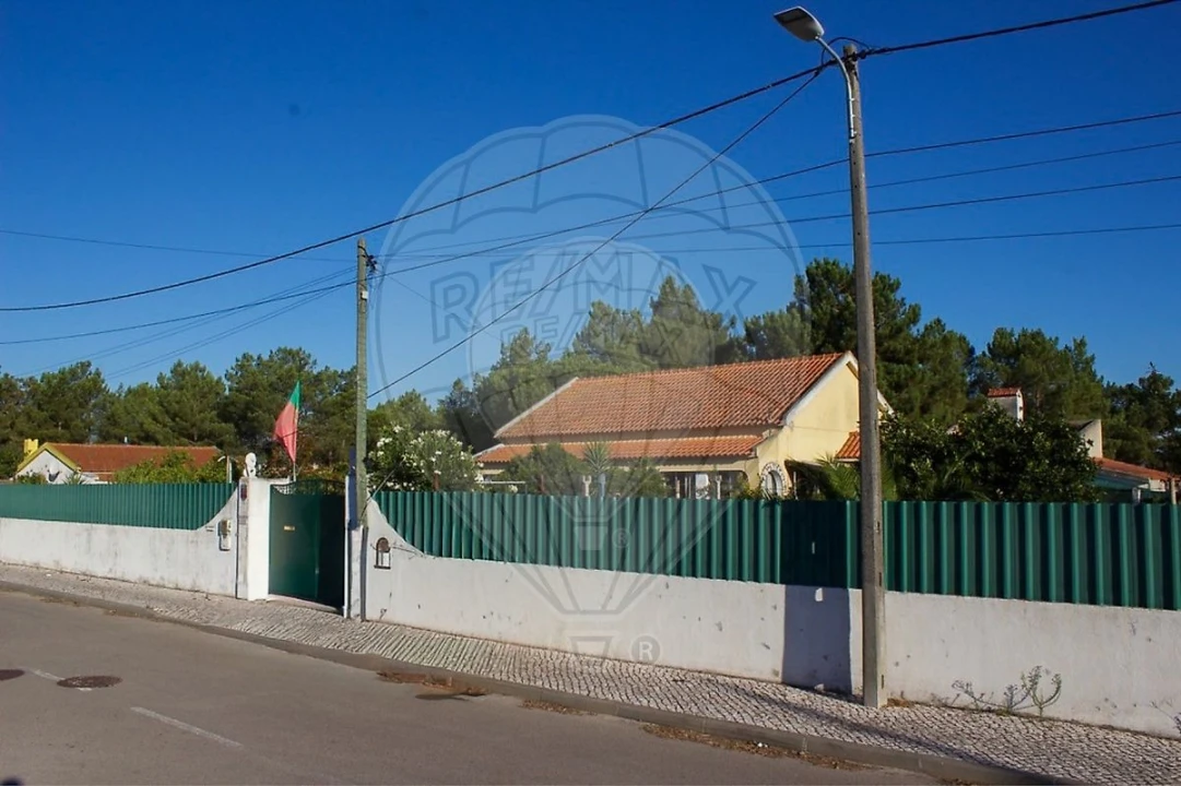 Moradia T4 para Venda em Quinta do Anjo Foto 6