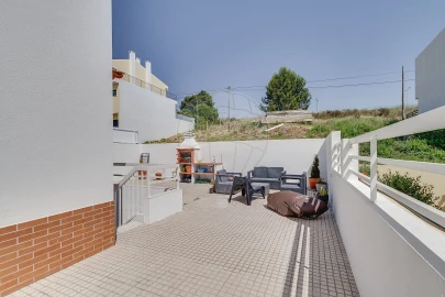 Moradia T3 para Venda em Oeiras e São Julião da Barra, Paço de Arcos e Caxias