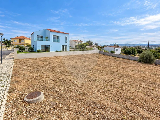 Terreno para Venda em Almargem do Bispo, Pêro Pinheiro e Montelavar Foto 3
