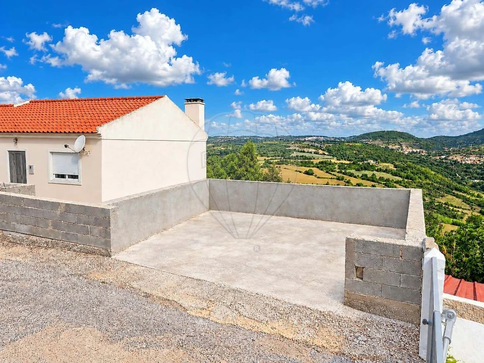 Terreno para Venda em Almargem do Bispo, Pêro Pinheiro e Montelavar Foto 1
