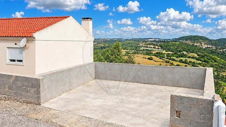 Terreno para Venda em Almargem do Bispo, Pêro Pinheiro e Montelavar