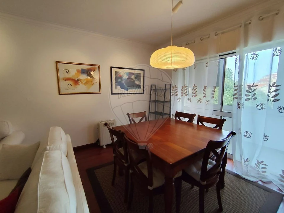 Apartamento T2 para Arrendamento em Santa Maria e São Miguel, São Martinho, São Pedro Penaferrim Foto 27