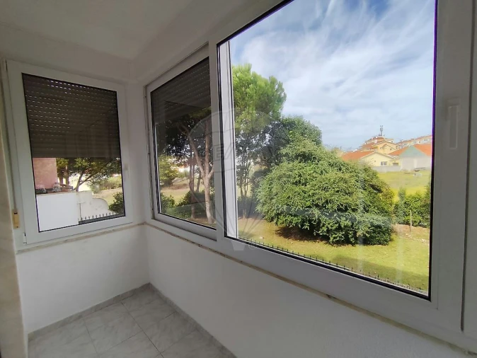 Apartamento T2 para Arrendamento em Santa Maria e São Miguel, São Martinho, São Pedro Penaferrim Foto 22