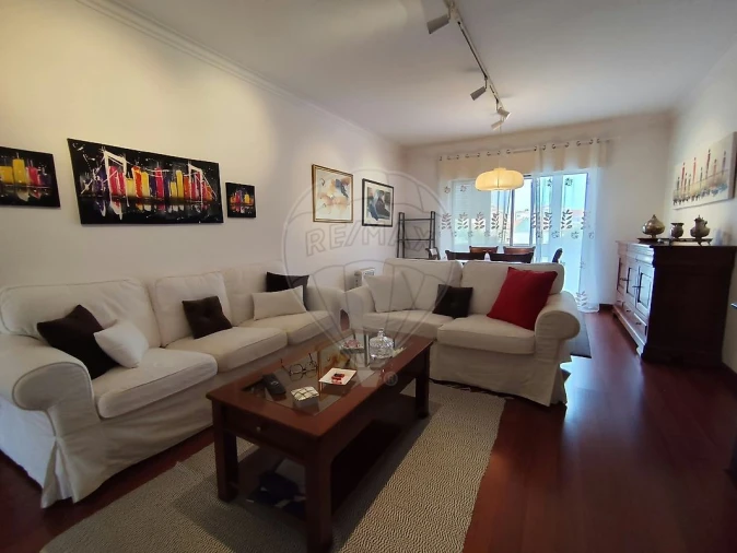 Apartamento T2 para Arrendamento em Santa Maria e São Miguel, São Martinho, São Pedro Penaferrim Foto 29