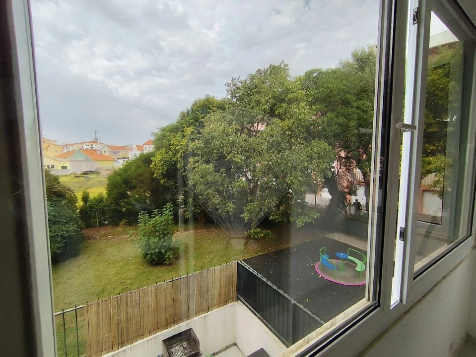 Apartamento T2 para Arrendamento em Santa Maria e São Miguel, São Martinho, São Pedro Penaferrim Foto 18