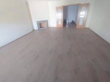Apartamento T2 para Arrendamento em Algueirão-Mem Martins