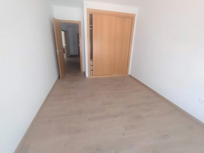 Apartamento T2 para Arrendamento em Algueirão-Mem Martins Foto 6