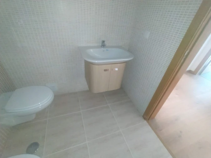 Apartamento T2 para Arrendamento em Algueirão-Mem Martins Foto 5