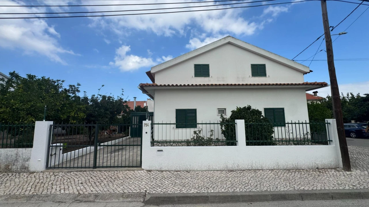 Moradia T3 para Venda em Quinta do Conde Foto 2
