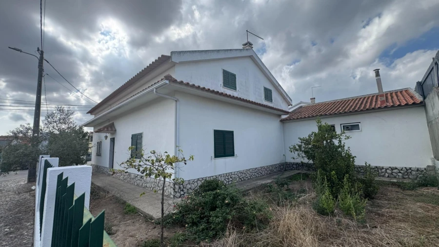 Moradia T3 para Venda em Quinta do Conde Foto 6