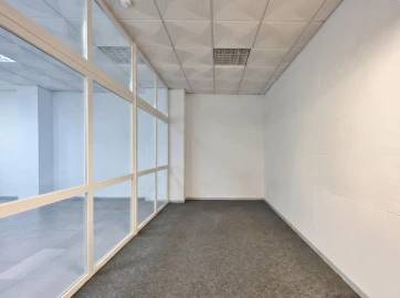 Negócio para Venda em Massamá e Monte Abraão