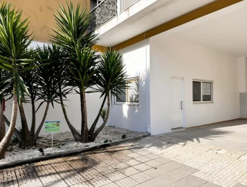 Apartamento T2 para Venda em Real, Dume e Semelhe