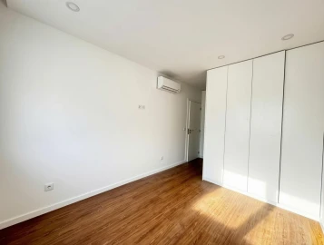 Apartamento T2 para Venda em Real, Dume e Semelhe