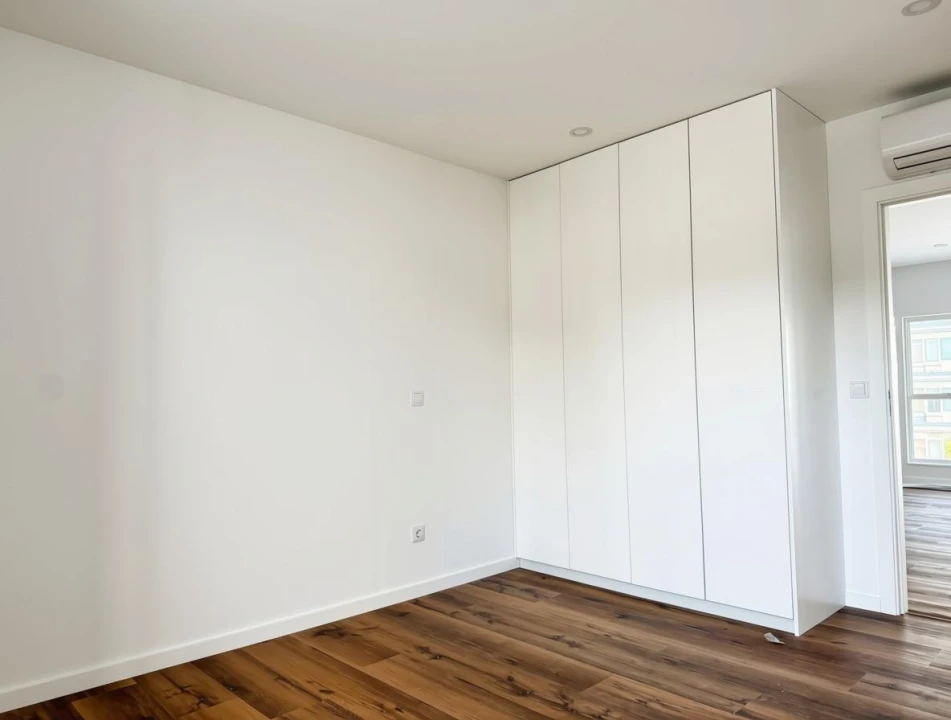 Apartamento T3 para Venda em Cabanelas Foto 14