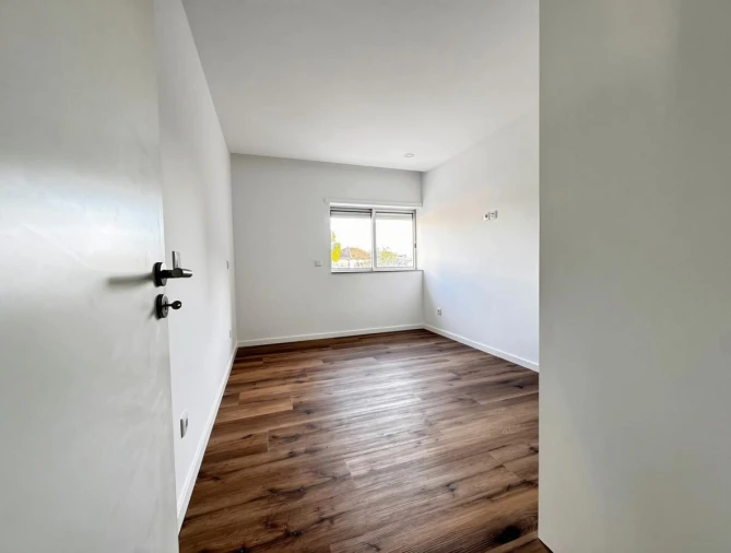 Apartamento T3 para Venda em Cabanelas Foto 9