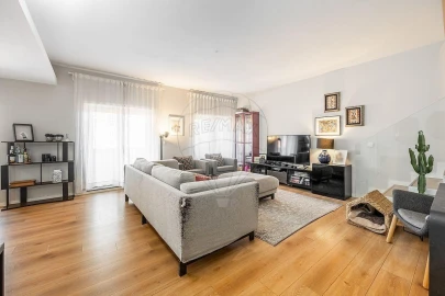 Apartamento T3 para Venda em Povoa de Lanhoso (N. Senhora do Amparo)