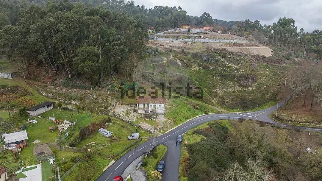 Moradia T2 para Venda em Passos Foto 25