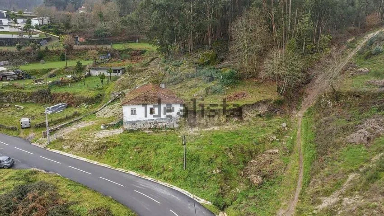 Moradia T2 para Venda em Passos Foto 26