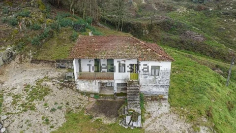 Moradia T2 para Venda em Passos