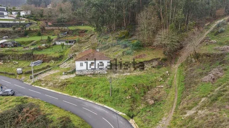 Moradia T2 para Venda em Passos Foto 27