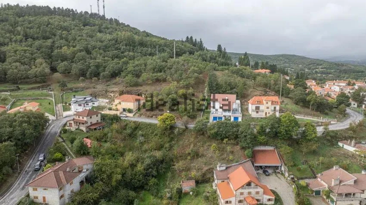 Terreno para Venda em Montalegre e Padroso Foto 7