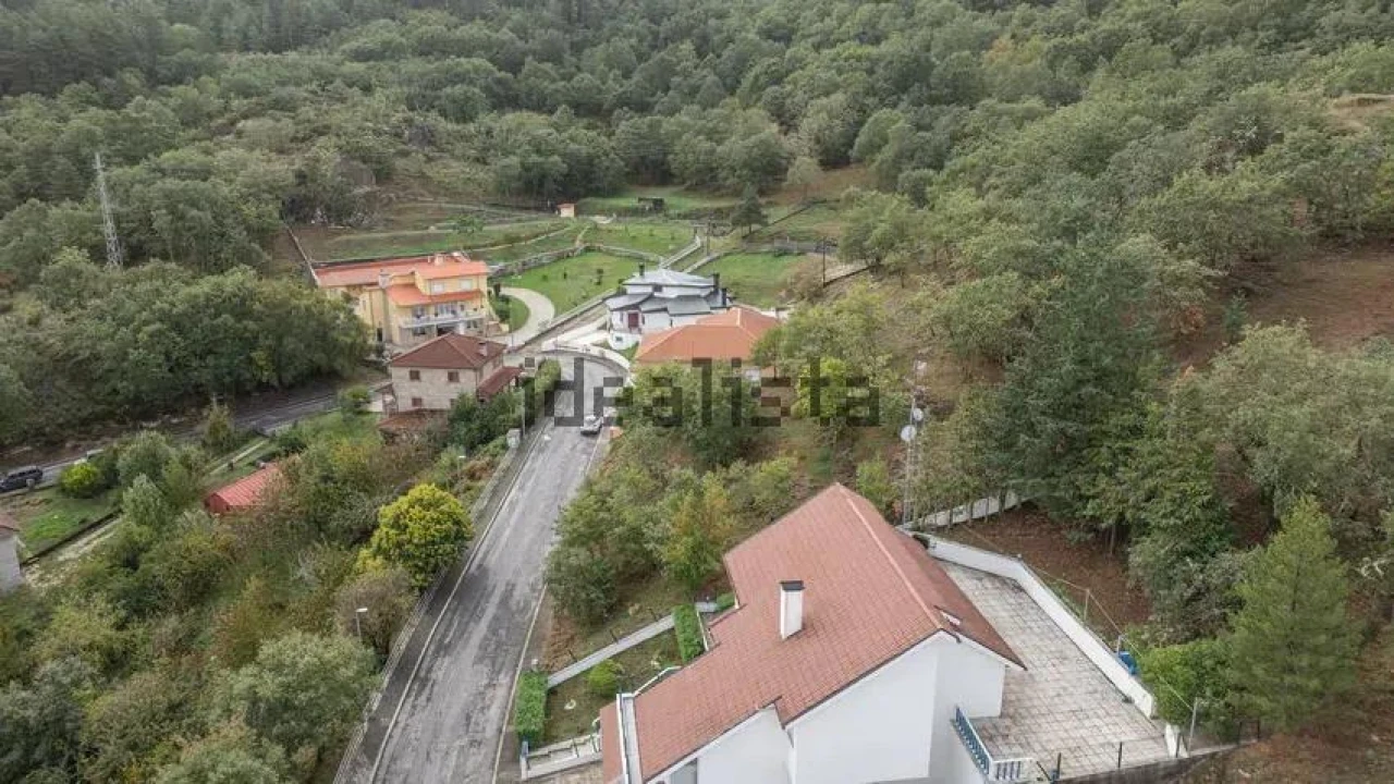 Terreno para Venda em Montalegre e Padroso Foto 8