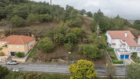 Terreno para Venda em Montalegre e Padroso