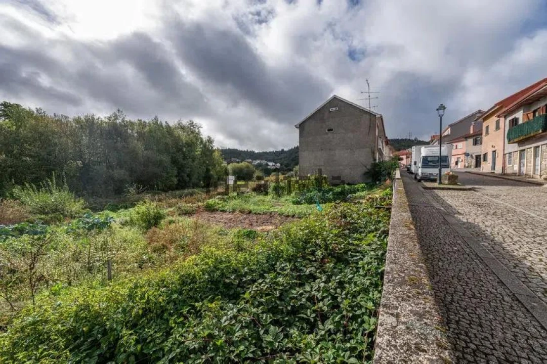 Terreno para Venda em Montalegre e Padroso Foto 16