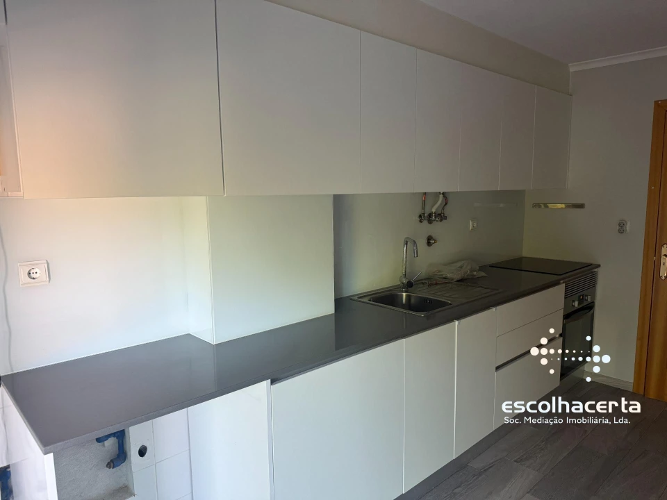 Apartamento T3 para Venda em Quinta do Anjo Foto 1