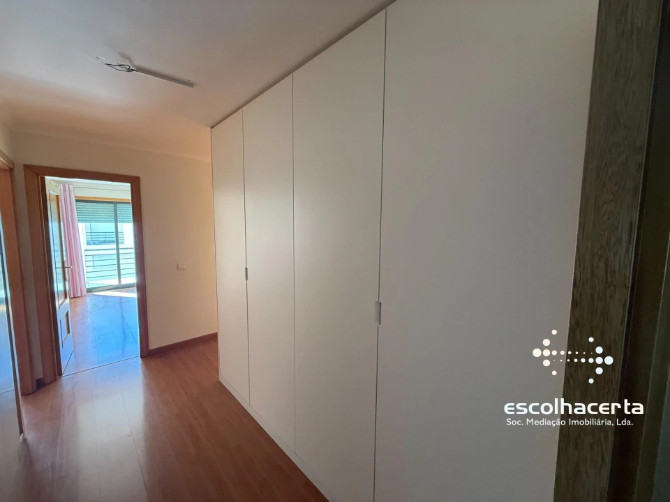 Apartamento T3 para Venda em Quinta do Anjo Foto 19
