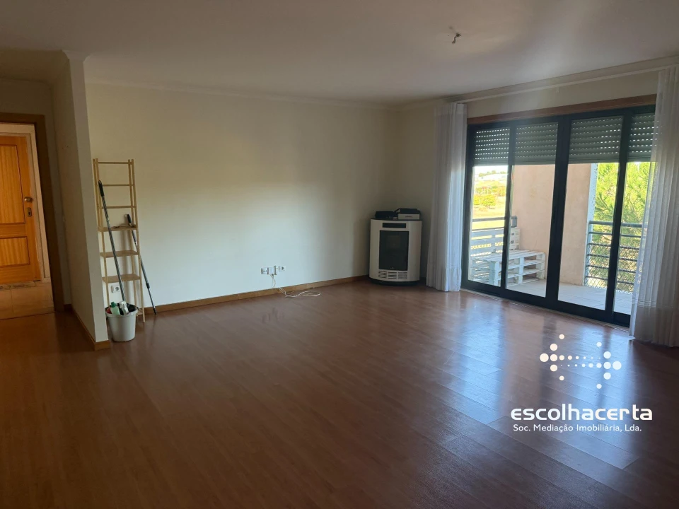 Apartamento T3 para Venda em Quinta do Anjo Foto 2