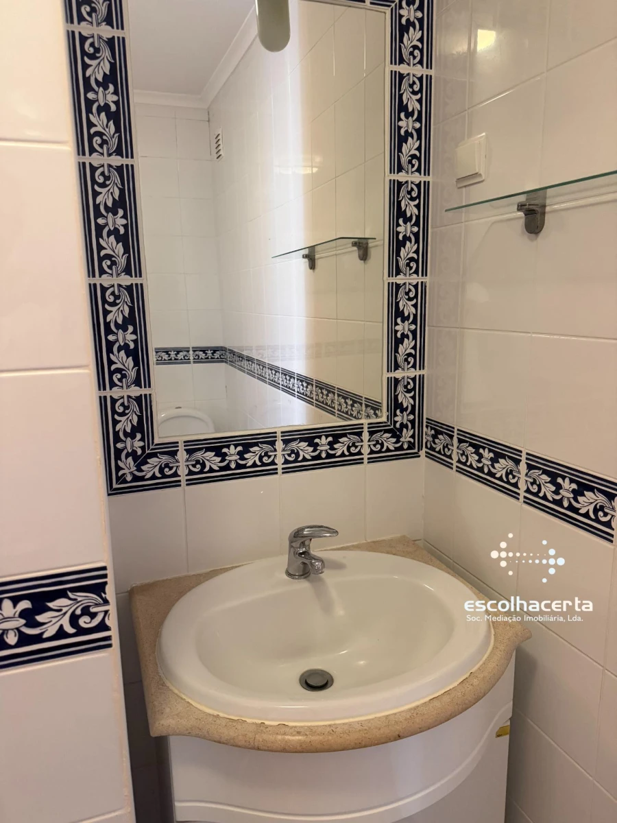 Apartamento T3 para Venda em Quinta do Anjo Foto 24