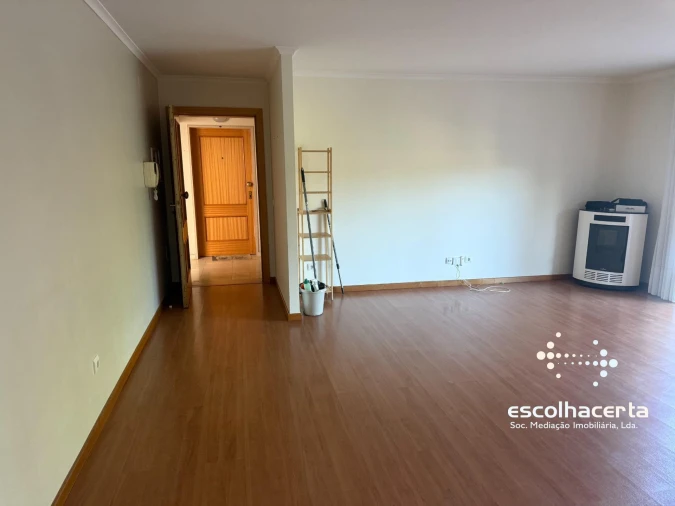 Apartamento T3 para Venda em Quinta do Anjo Foto 5