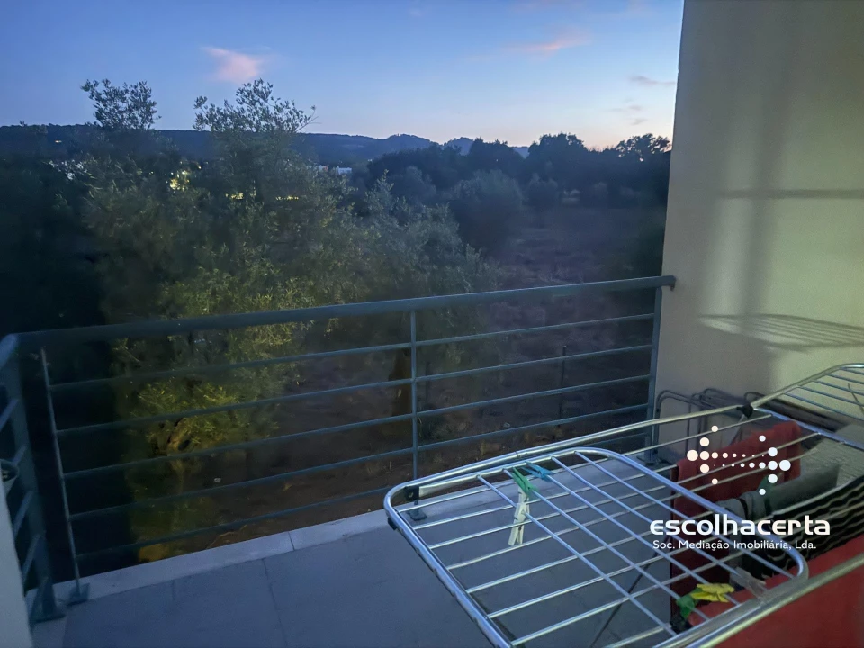Apartamento T1 para Venda em Quinta do Anjo Foto 1